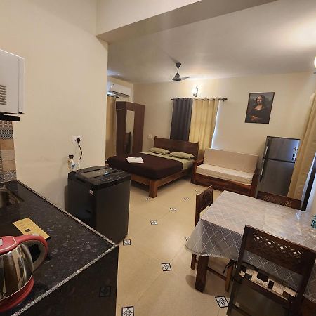 Coastal Suites Apart-Hotel Colva Buitenkant foto