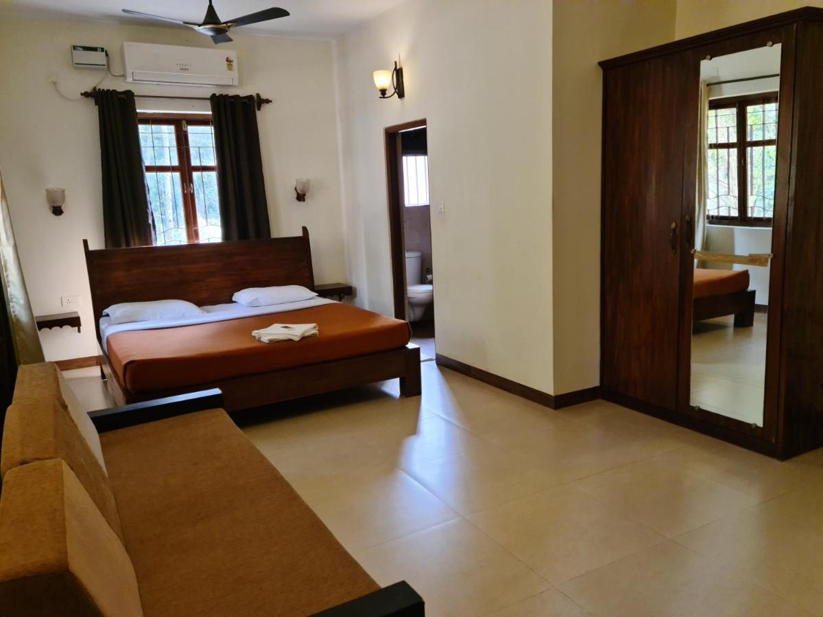 Coastal Suites Apart-Hotel Colva Buitenkant foto