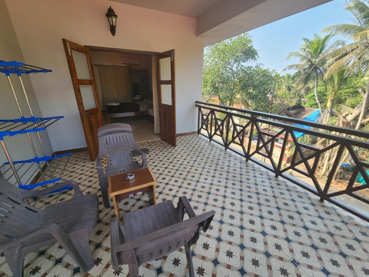 Coastal Suites Apart-Hotel Colva Buitenkant foto