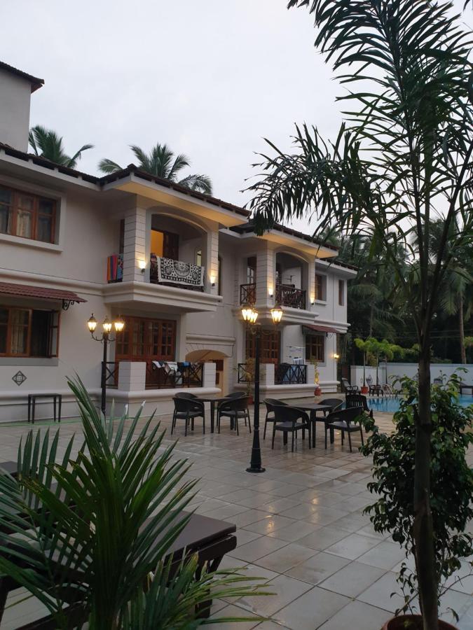 Coastal Suites Apart-Hotel Colva Buitenkant foto