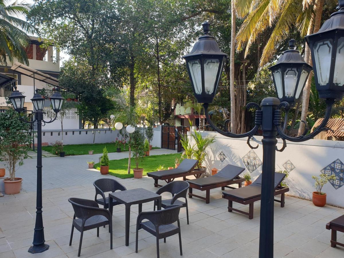 Coastal Suites Apart-Hotel Colva Buitenkant foto