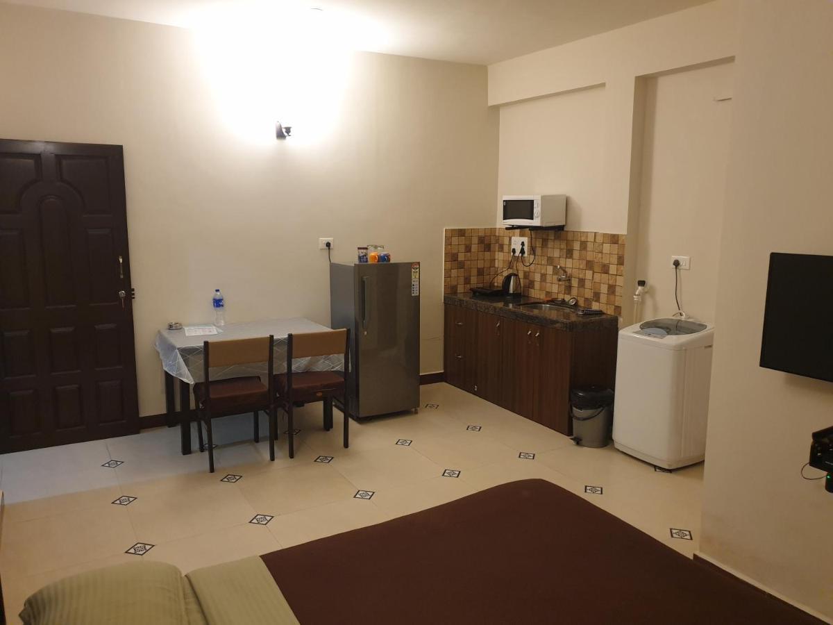 Coastal Suites Apart-Hotel Colva Buitenkant foto